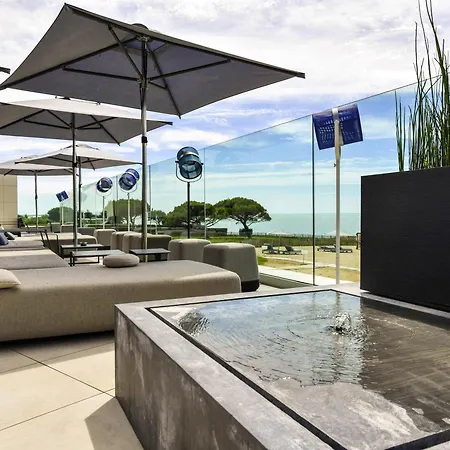 La Grande Terrasse Hotel&Spa La Rochelle - MGallery Collection-3